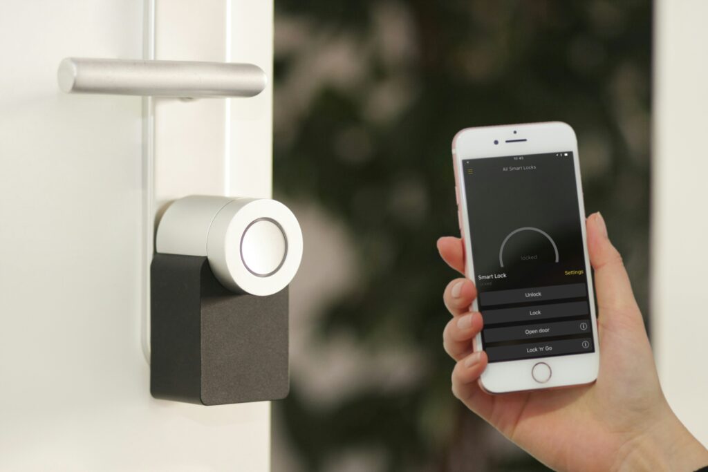 Phone with smart lock